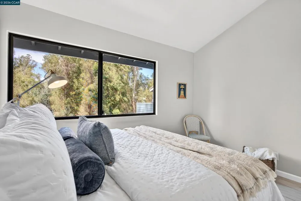 803 Orion #6 Hercules, CA 94547