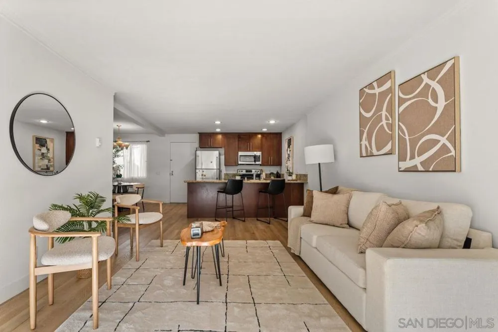 8332 Regents Rd #1L San Diego, CA 92122
