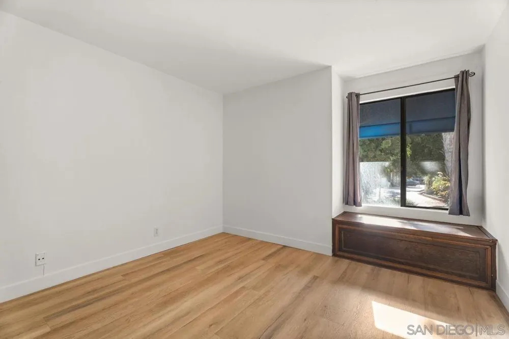 8332 Regents Rd #1L San Diego, CA 92122