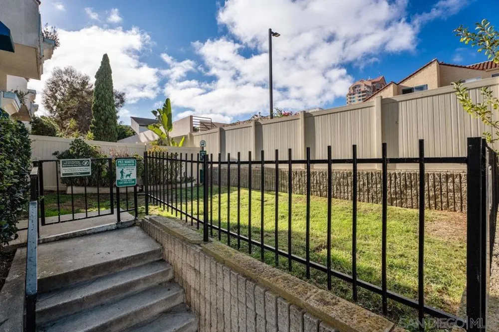 8332 Regents Rd #1L San Diego, CA 92122