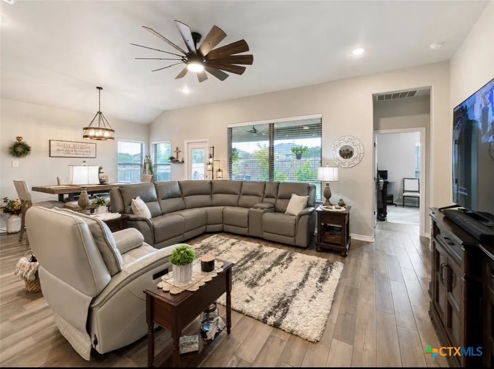 1914 Rustic Manor Drive Temple, TX 76502