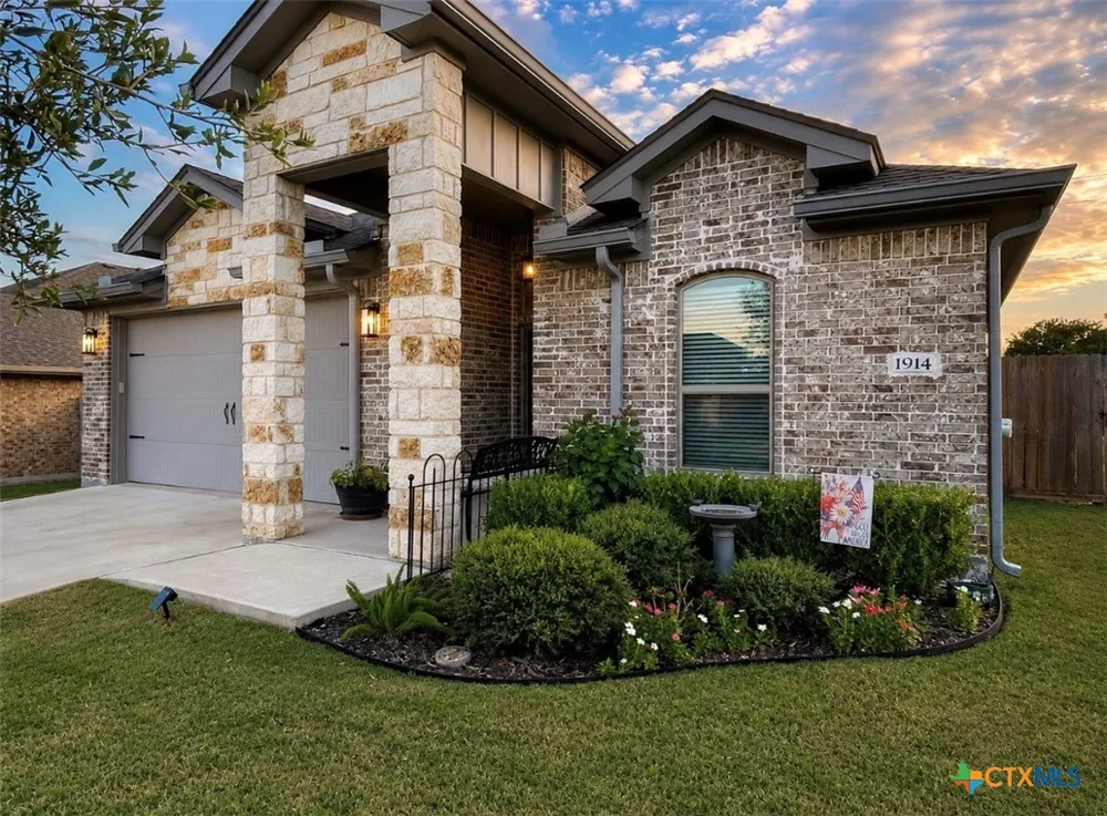 1914 Rustic Manor Drive Temple, TX 76502