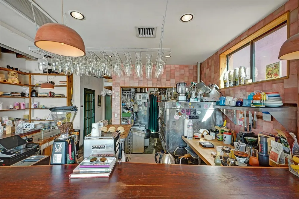12831 W Dixie Highway North Miami, FL 33161