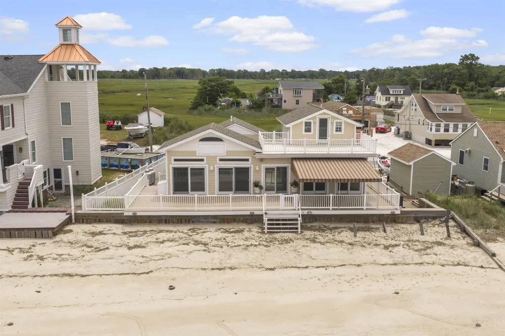 119 Beach Avenue Cape May Court House, NJ 08210