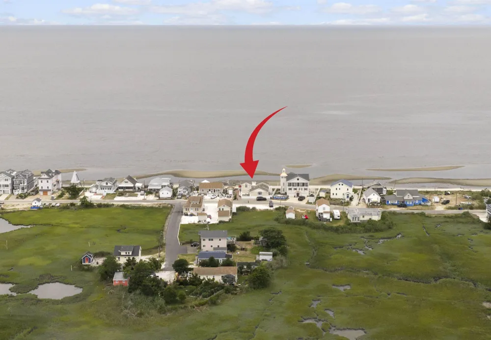 119 Beach Avenue Cape May Court House, NJ 08210