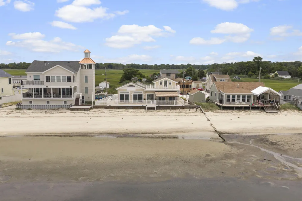 119 Beach Avenue Cape May Court House, NJ 08210