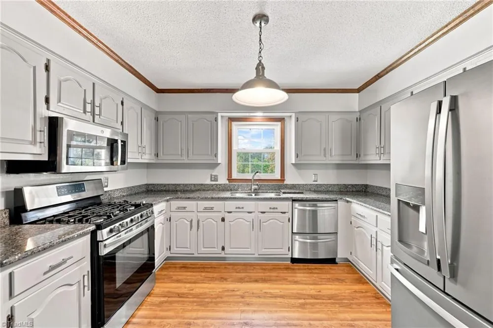 3443 Grant Road Haw River, NC 27258