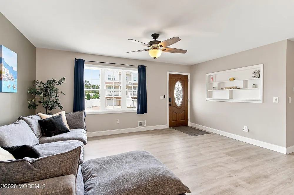 61 Sea Breeze Road Toms River, NJ 08753