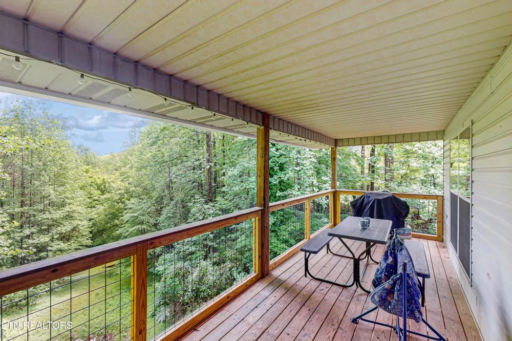 1949 Shady Grove Rd Sevierville, TN 37876