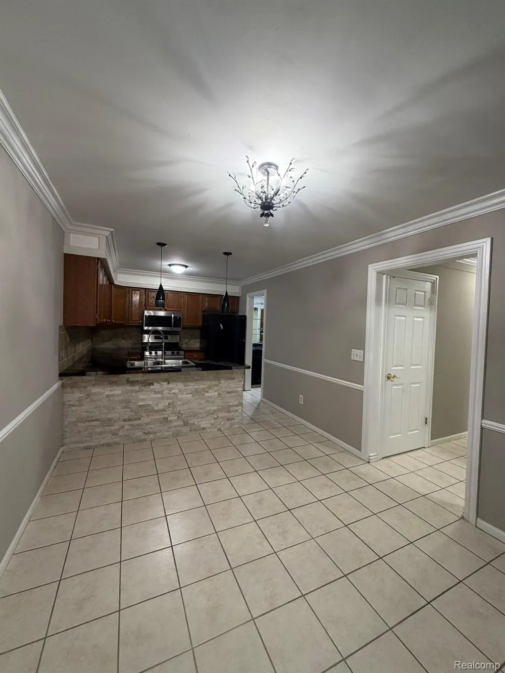 45511 Dover Drive Macomb Township, MI 48044