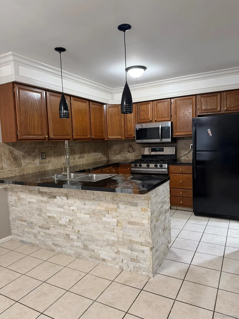 45511 Dover Drive Macomb Township, MI 48044
