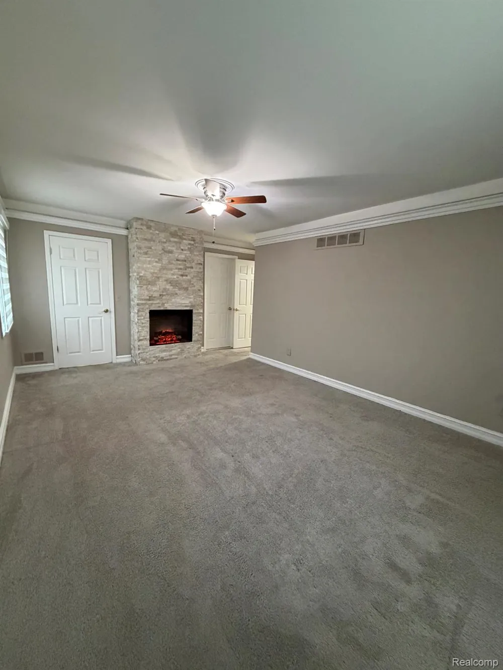 45511 Dover Drive Macomb Township, MI 48044