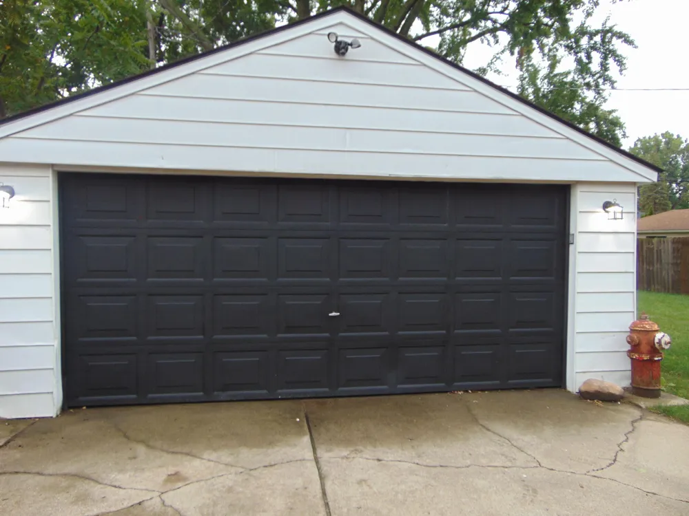 1616 Genesee Drive Royal Oak City, MI 48073