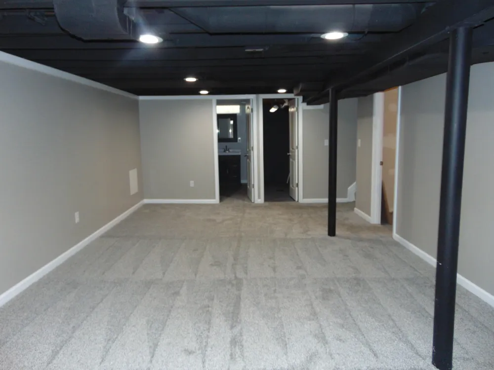 1616 Genesee Drive Royal Oak City, MI 48073
