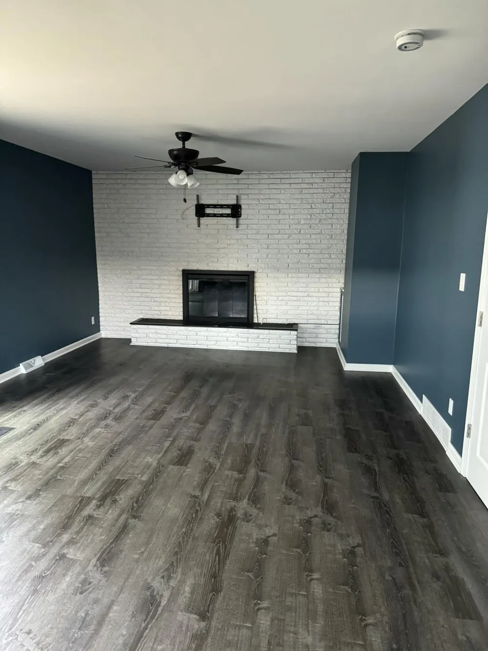 1616 Genesee Drive Royal Oak City, MI 48073