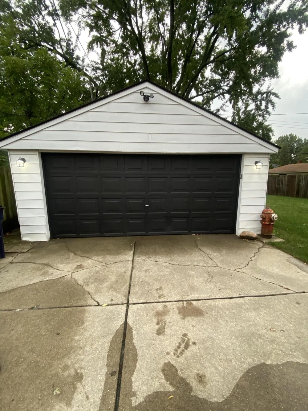 1616 Genesee Drive Royal Oak City, MI 48073