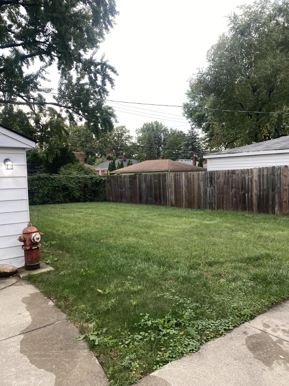 1616 Genesee Drive Royal Oak City, MI 48073