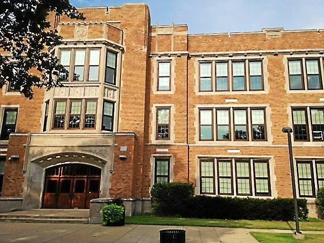 1616 Genesee Drive Royal Oak City, MI 48073