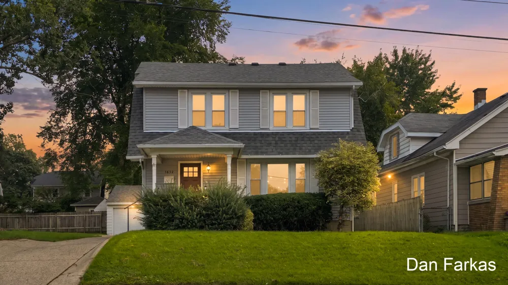 1652 Margaret Avenue SE Grand Rapids City, MI 49507