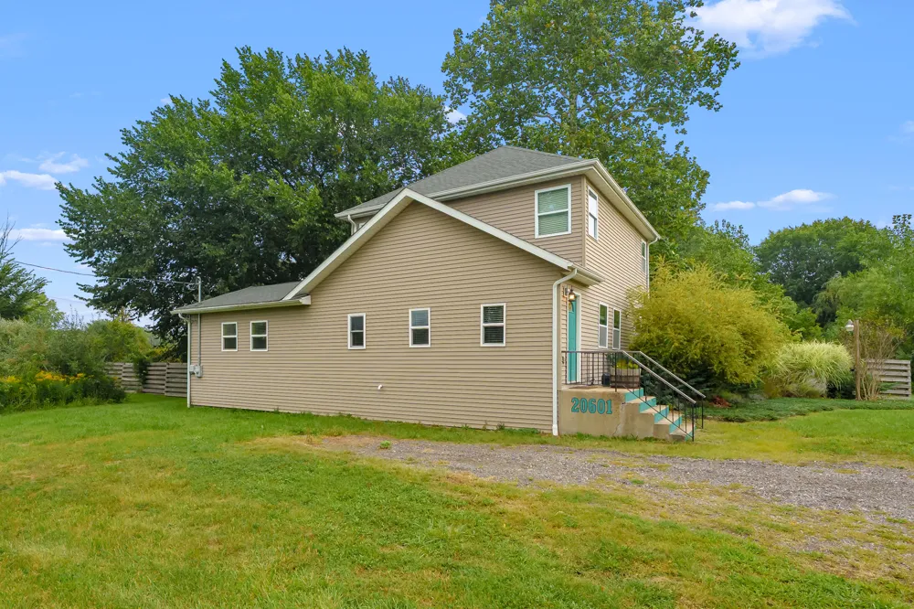 20601 M 140 Highway South Haven Charter Township, MI 49090