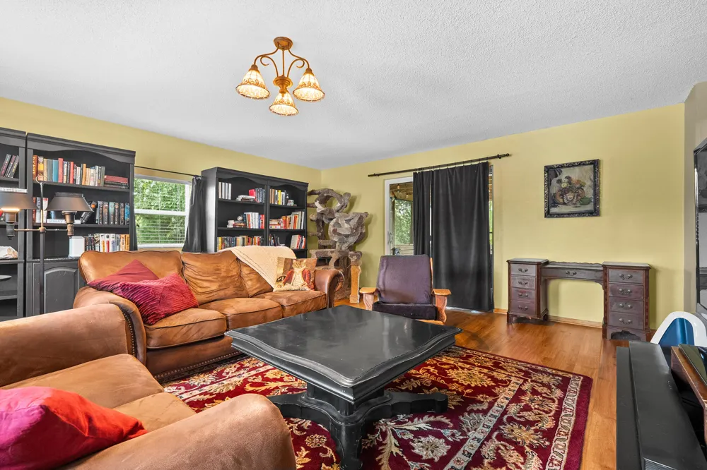 20601 M 140 Highway South Haven Charter Township, MI 49090