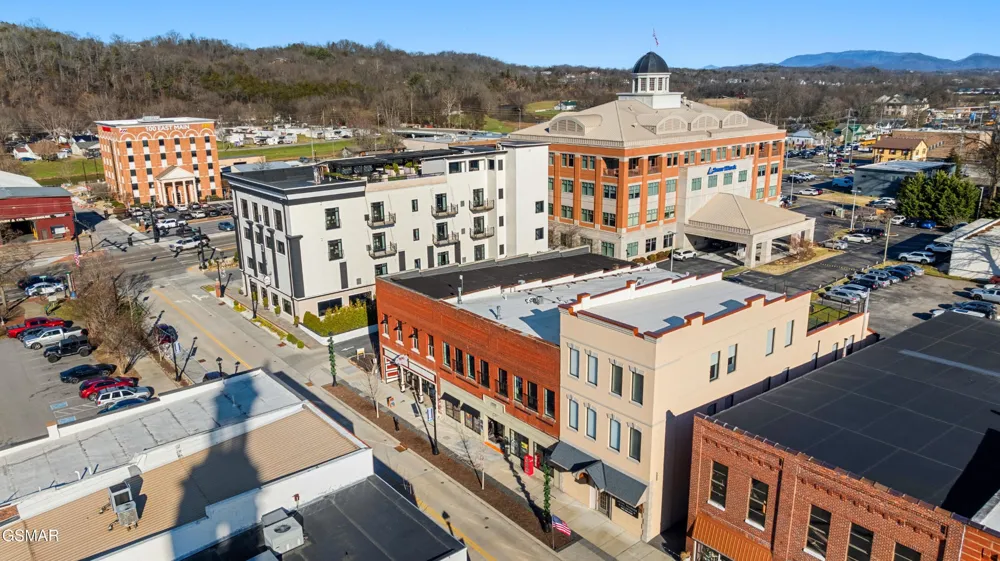 118 Court Avenue #4 Sevierville, TN 37862