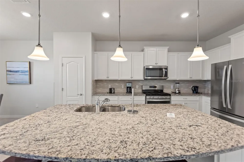 7384 OAKMOSS LOOP Davenport, FL 33837