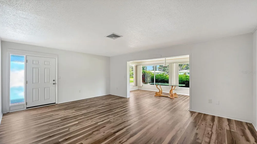 6906 CURTISS AVENUE #132 Sarasota, FL 34231