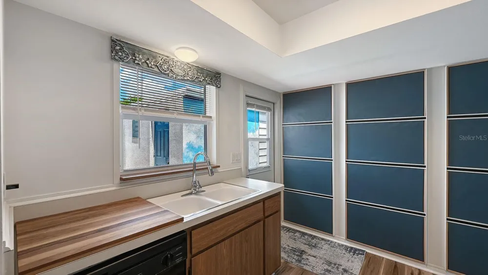6906 CURTISS AVENUE #132 Sarasota, FL 34231