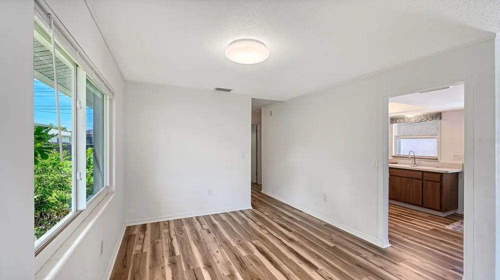 6906 CURTISS AVENUE #132 Sarasota, FL 34231