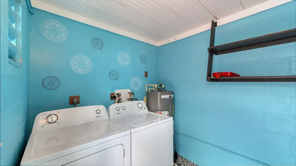 6906 CURTISS AVENUE #132 Sarasota, FL 34231