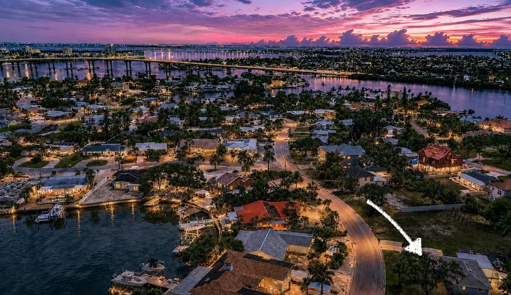 3982 POINSETTIA DRIVE St Pete Beach, FL 33706