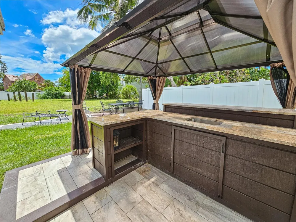 3982 POINSETTIA DRIVE St Pete Beach, FL 33706