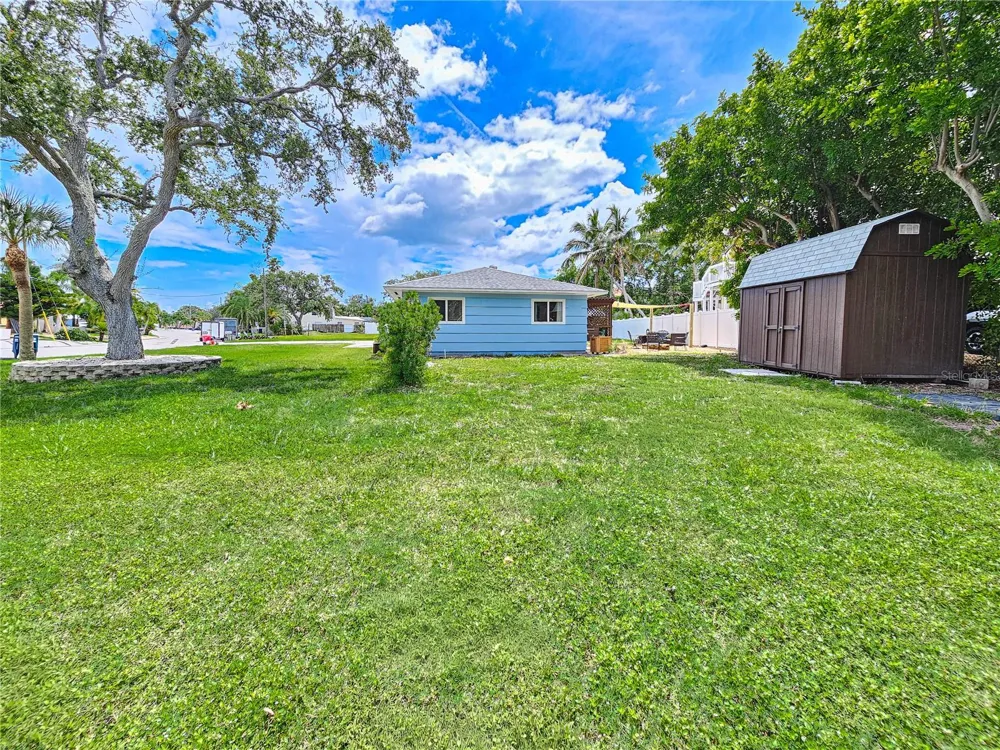 3982 POINSETTIA DRIVE St Pete Beach, FL 33706