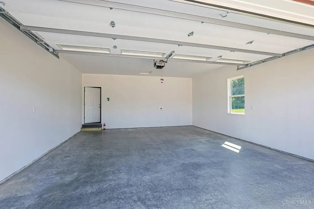 8353 Alice Way St Leon, IN 47012