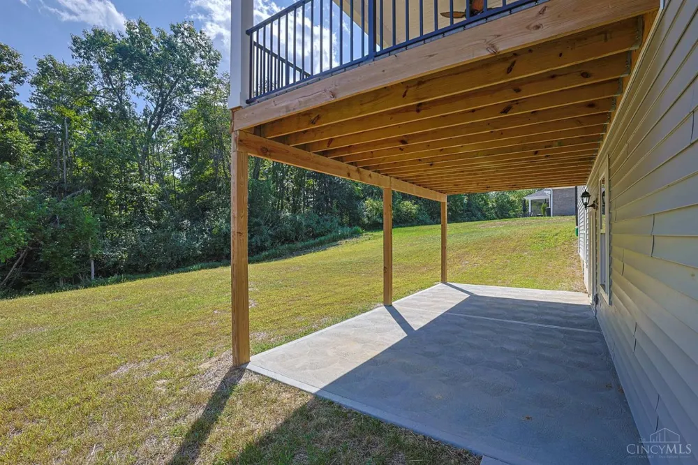 8353 Alice Way St Leon, IN 47012