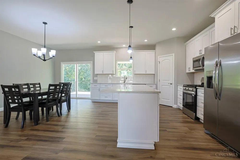 8353 Alice Way St Leon, IN 47012