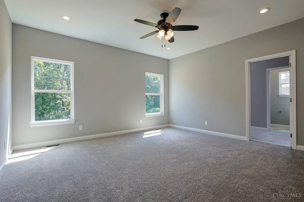 8353 Alice Way St Leon, IN 47012