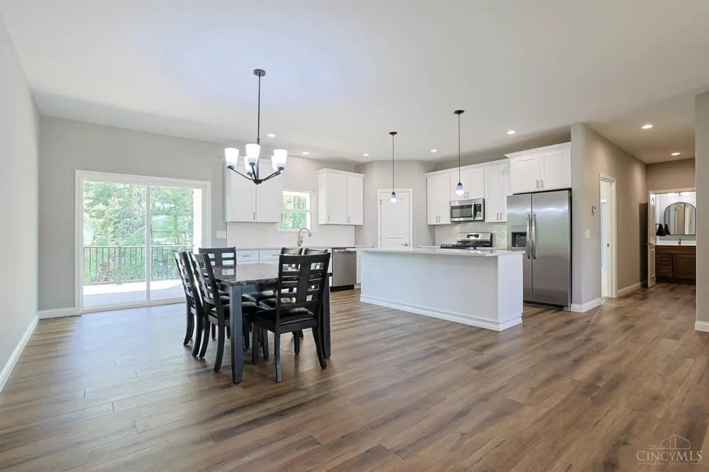 8353 Alice Way St Leon, IN 47012