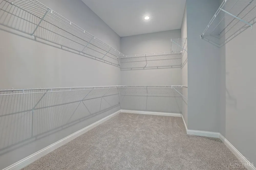 8353 Alice Way St Leon, IN 47012