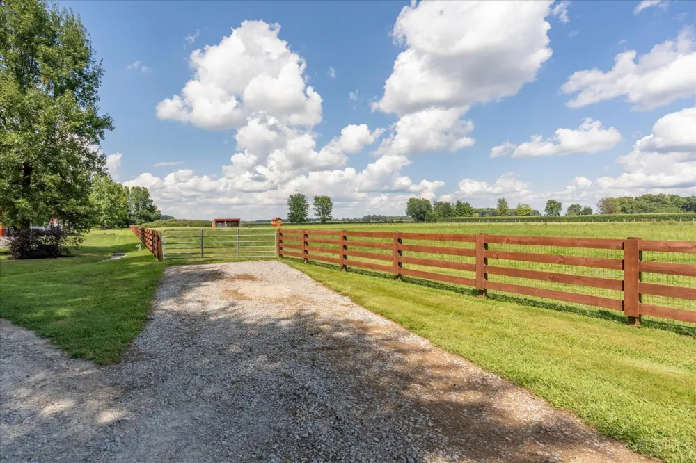 4405 Anderson Road Hillsboro, OH 45133
