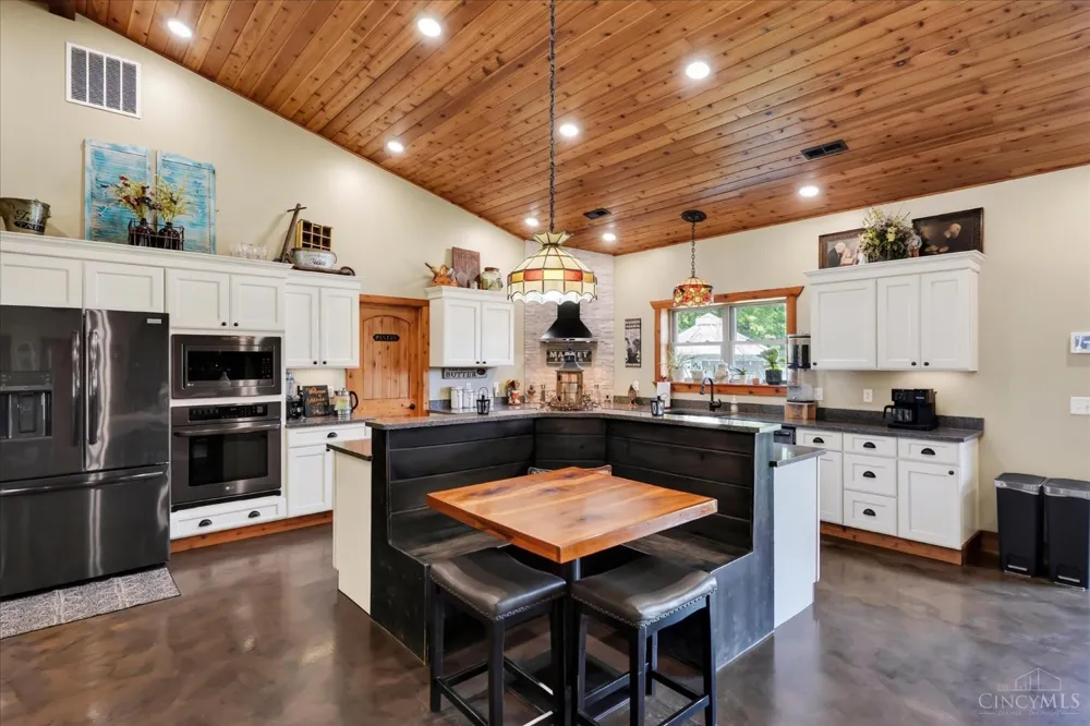4405 Anderson Road Hillsboro, OH 45133
