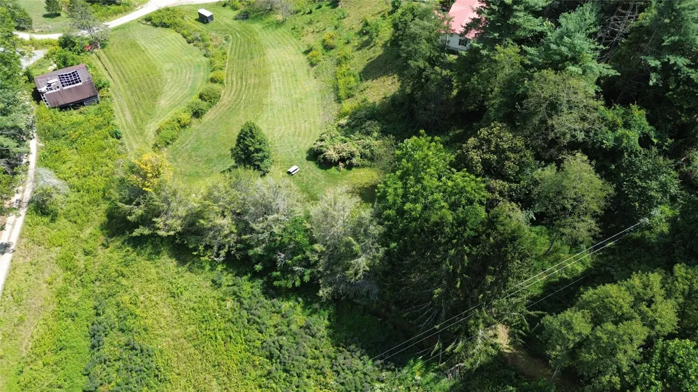 20 Triangle Road Tuckasegee, NC 28783
