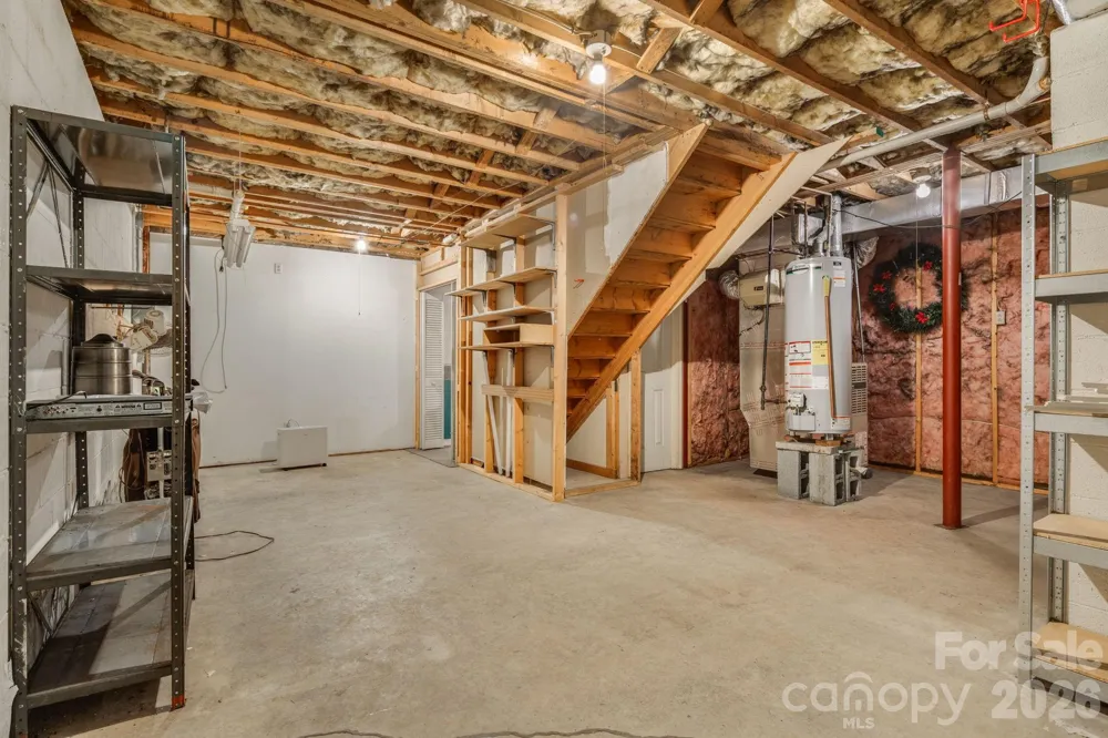 636 Goldview Drive Hendersonville, NC 28791