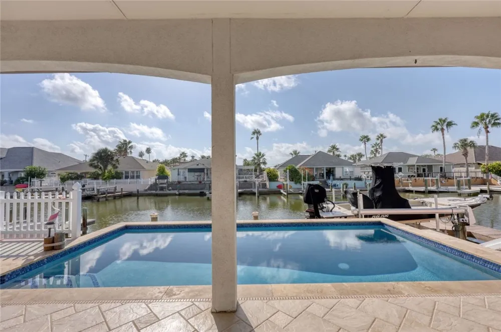 761 Pompano Drive Aransas Pass, TX 78336
