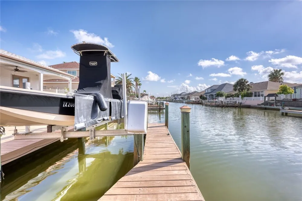761 Pompano Drive Aransas Pass, TX 78336
