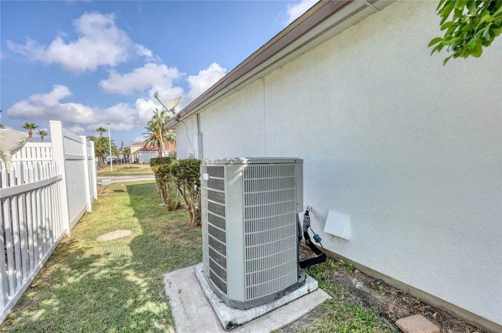 761 Pompano Drive Aransas Pass, TX 78336