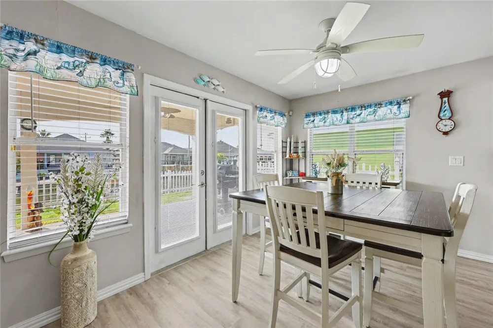 761 Pompano Drive Aransas Pass, TX 78336