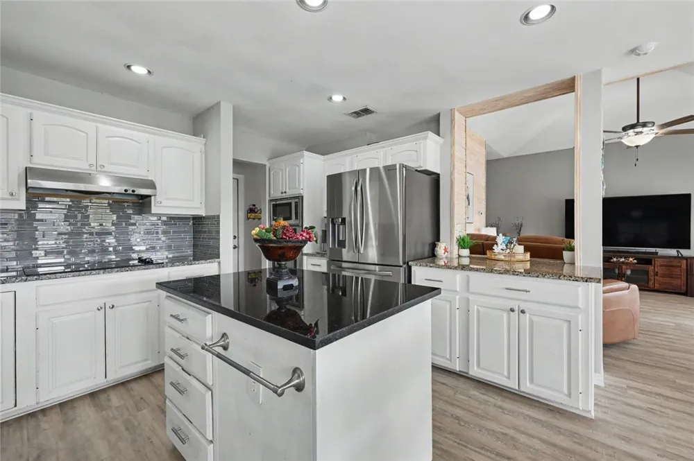 761 Pompano Drive Aransas Pass, TX 78336