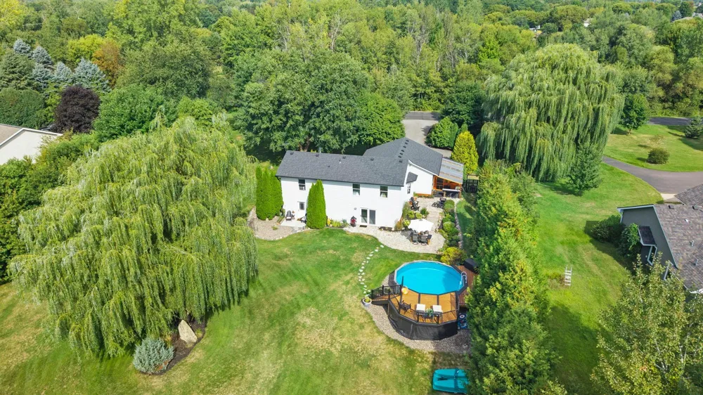 31795 Lakeway Drive NE Cambridge, MN 55008